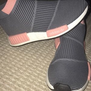 NWOT Adidas Ultra boost running shoes Pink/grey